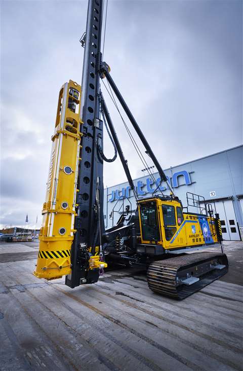 Aarsleff's Junttan PMx2e electric pile driving rig